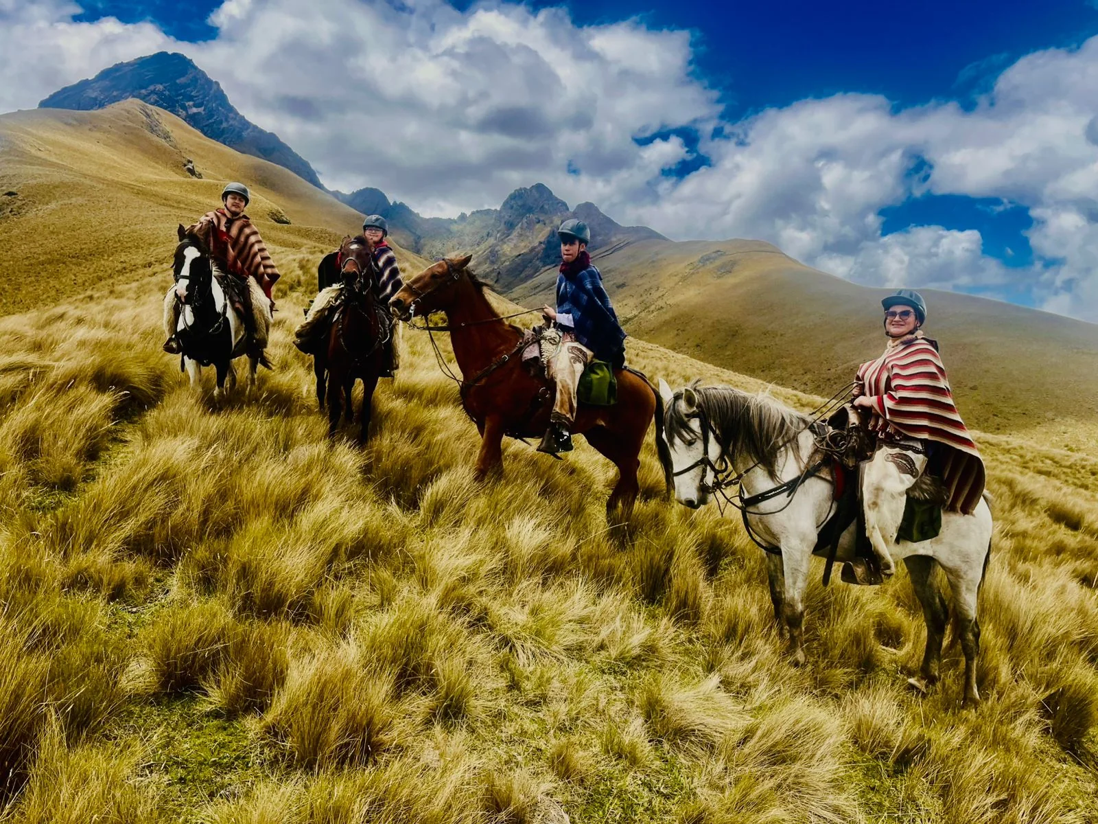Cabalgata en el Valle de los Nueve Volcanes